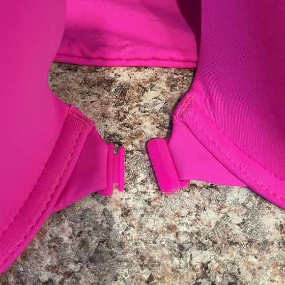 Victoria Secret Bra - Picture 5 of 6